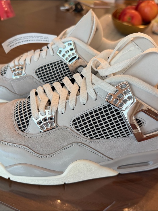 Jordan Men’s Athletic Shoes in Light Grey with Chrome Accents main image 7